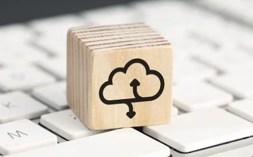 Migrating-SAP-to-Cloud-Effective-strategy-best-fit-transitioning-options-and-a-comprehensive-execution-approach-370x230